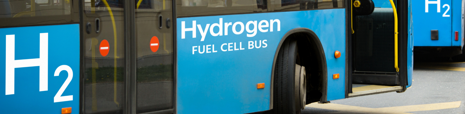 bus running on hydrogen