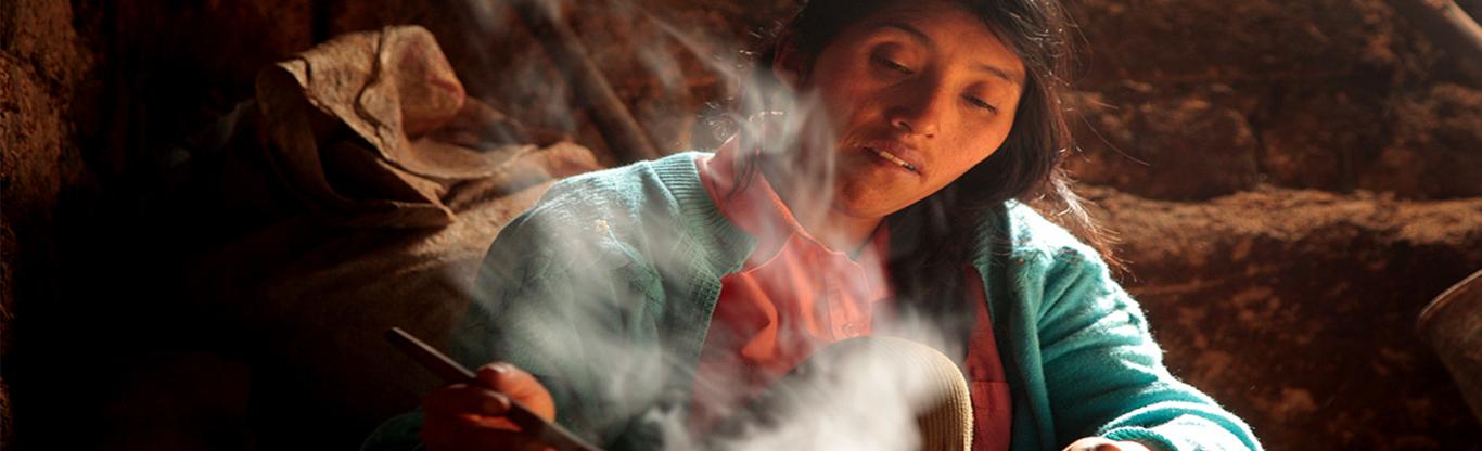 woman cooking, peru