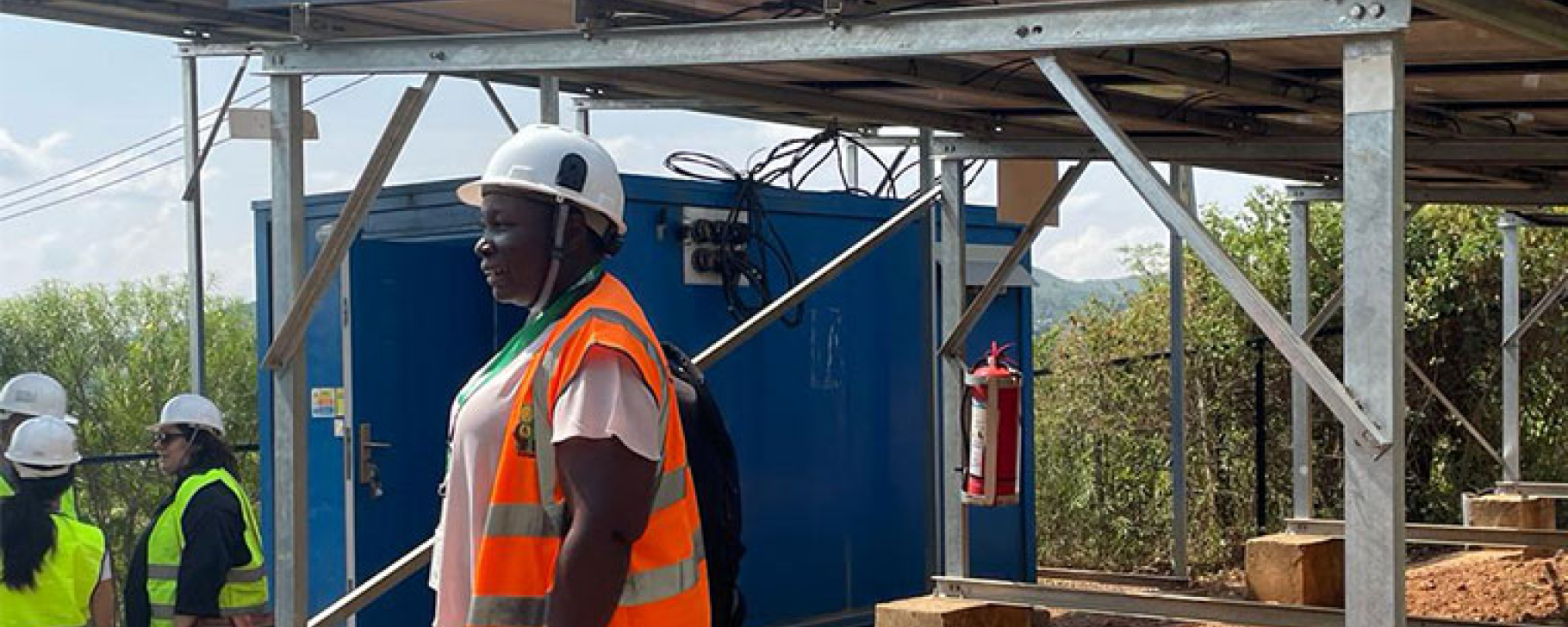 Image by Lucie Blyth mini grid, Kenya, woman engineer