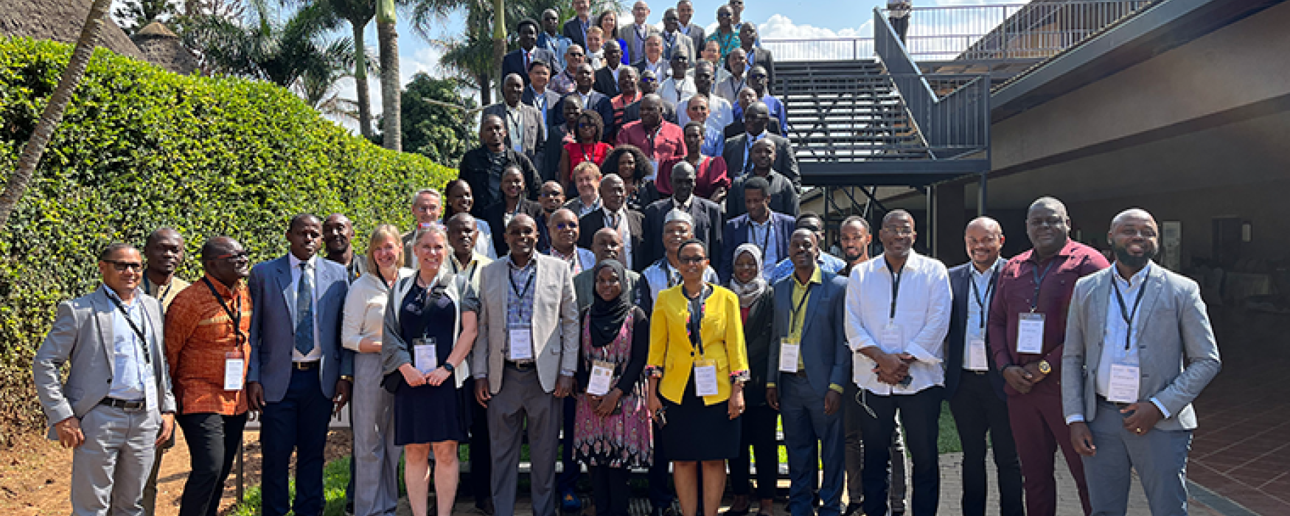 Participants of the ESMAP Event group photo group participants image