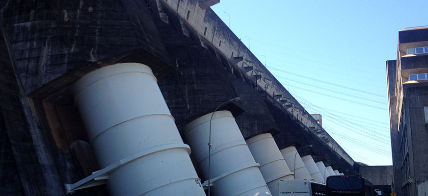 Indian delegation visits Brazil hydropower plant.